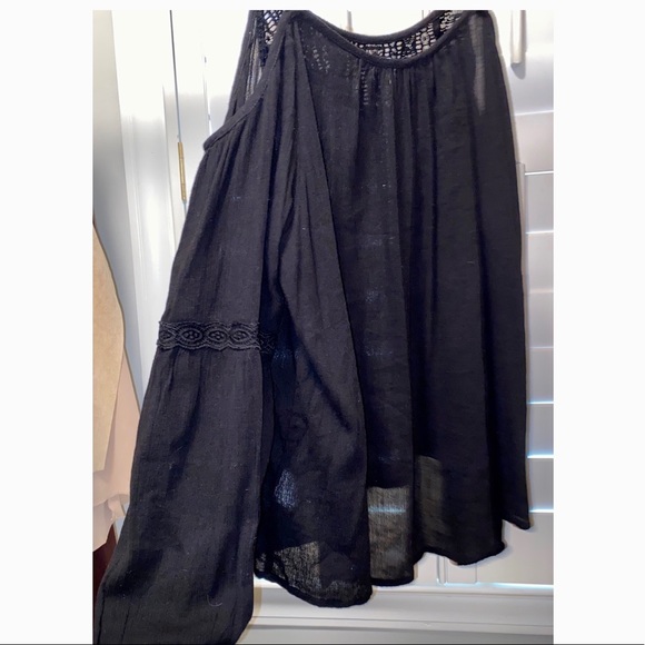 Jessica simpson long sleeve cold shoulder shirt - Picture 2 of 6